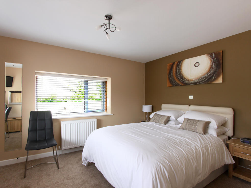 Bed and Breakfast Emlyn Arms Llanarthney Экстерьер фото