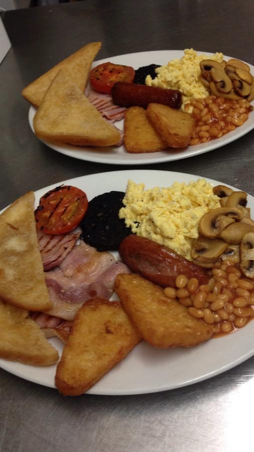 Bed and Breakfast Emlyn Arms Llanarthney Экстерьер фото